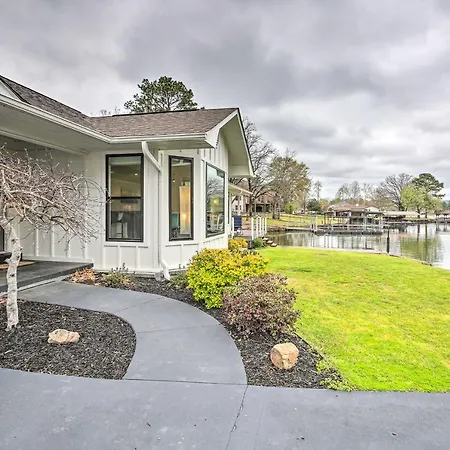 Boat Dock And Kayaks Waterfront Hot Springs Home!-2