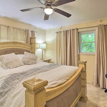 Huge Home! Close To All! Big Enclosed Yard! Park 6-3