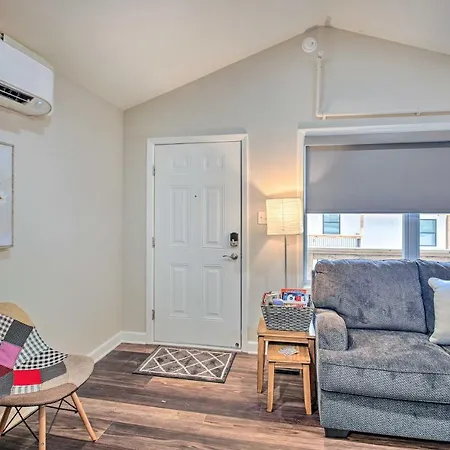 Chic Cottage 8 In Spa City Uptown Paradise!-3