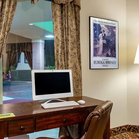 Super 8 By Wyndham Eureka Springs-2