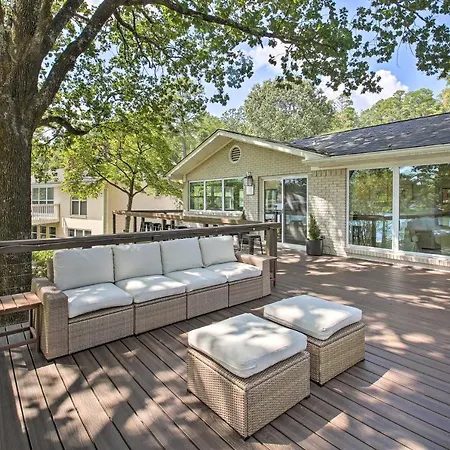 Deck, Fire Pit: Waterfront Lake Hamilton Home-3