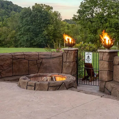 Private Resort Paradise With Hot Tub And Biking-3