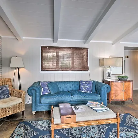 Hot Tub & Dock: Lakefront Home In Hot Springs-2