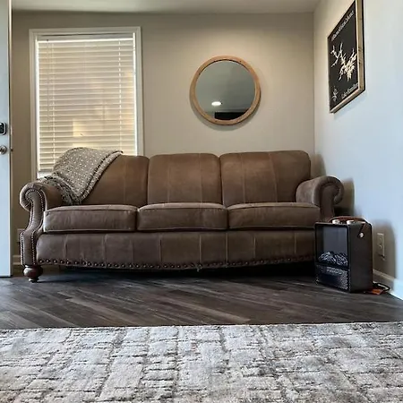 Luxury Lake Condo W/ Boat Slip! Closest Condo To Oaklawn-2