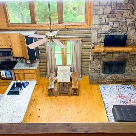 The Cabin Of Hot Springs 1 Mile To Oaklawn Horse Track-3