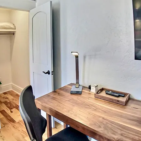 Rock House Suites - South Side Suite-2