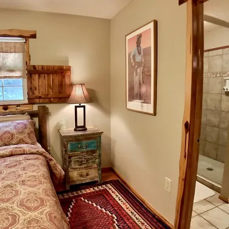 Boulder Rock Lodge-3