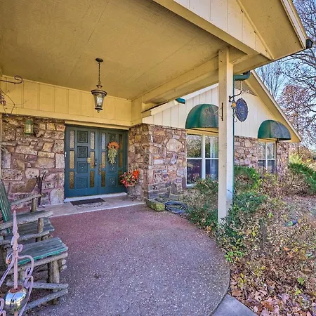 Private Pond + Patio: Expansive Escape In Rogers-3