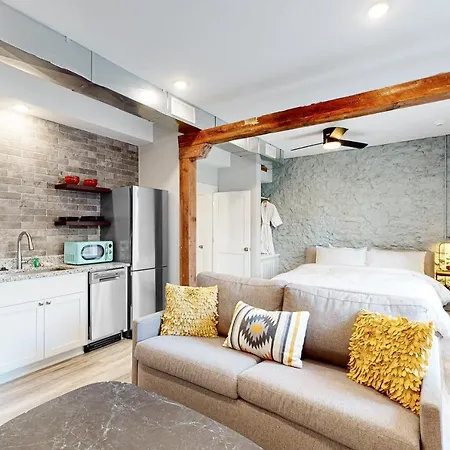 151 Spring - Suite A-2