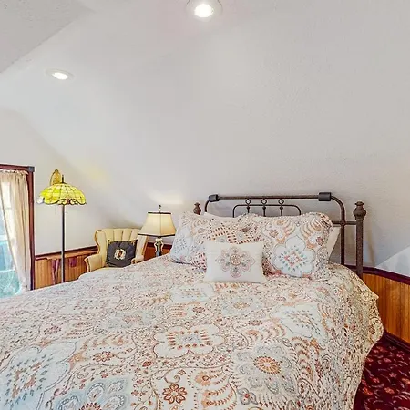 Bridgeford House - The Penthouse-2