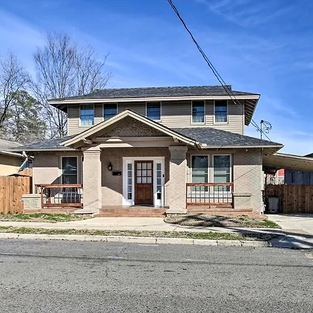 Charming Hot Springs Home With Yard About 1 Mi To Dtwn!-2