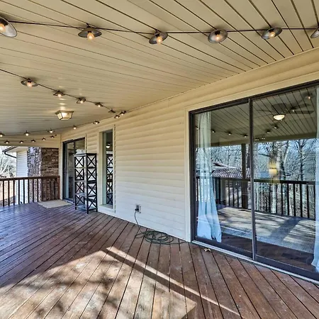 Spacious Bella Vista Home About 5 Mi To Lake!-2