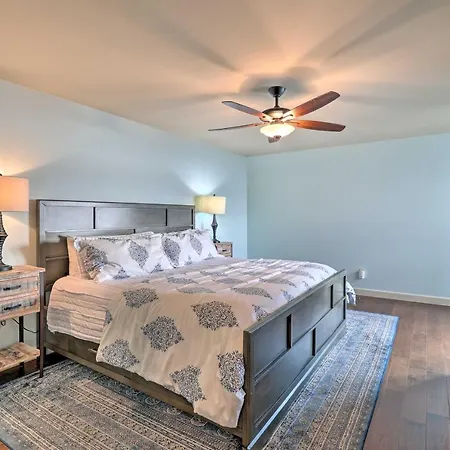 Lake Hamilton Retreat With Pool And Dock Access!-3