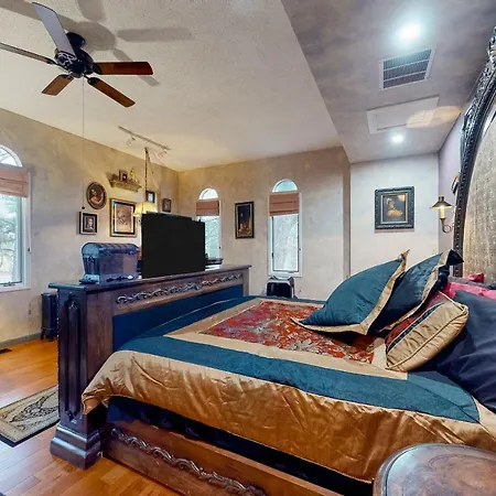 The Tuscan Manor - Renaissance Suite-2