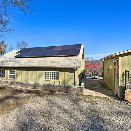 Boho Mountain Home Escape, Walk To Marina!-2