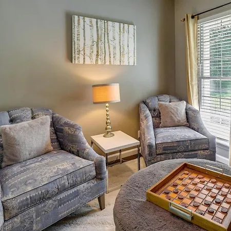 North Bentonville Vacation Rental Near Bike Trails-2