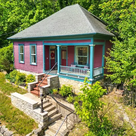 Eureka Springs Vacation Rental < 1 Mi To Downtown-2