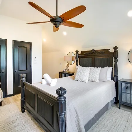Lakefront Oasis W/ Patio In Hot Springs, Arkansas!-3