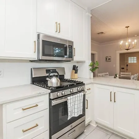 The Pistachio Pad In Hillcrest - Sleeps 10 - Pets-2