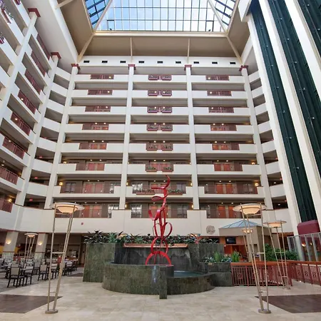 Embassy Suites Northwest Arkansas - Hotel, Spa & Convention Center-3