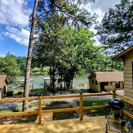 #09 - Large Lakeview One Bedroom- Pet Friendly-3