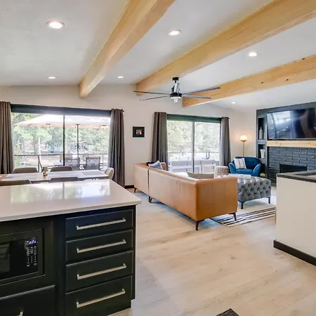 Luxe Hot Springs Vacation Rental With Private Dock!-3