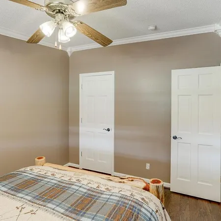 Mountain View Home On White River With Hot Tub!-3