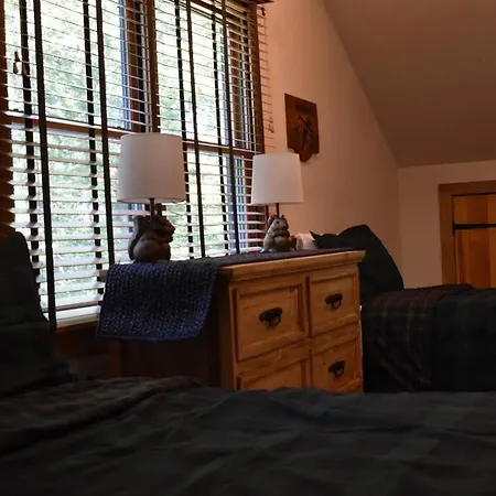 Whitetail Cabin-3