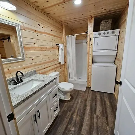 Petite Piney Paradise-2