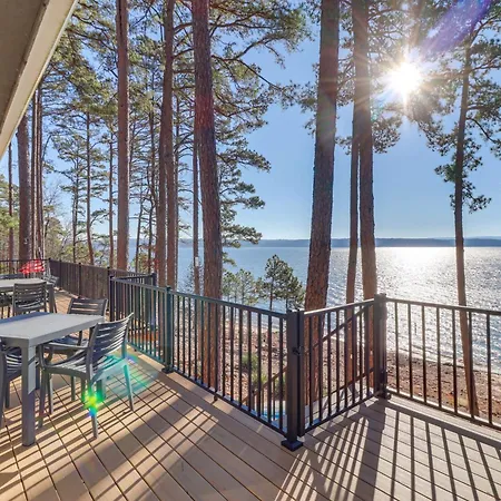 Quiet Waterfront Getaway With Furnished Deck And Grill Villa Fairfield Bay