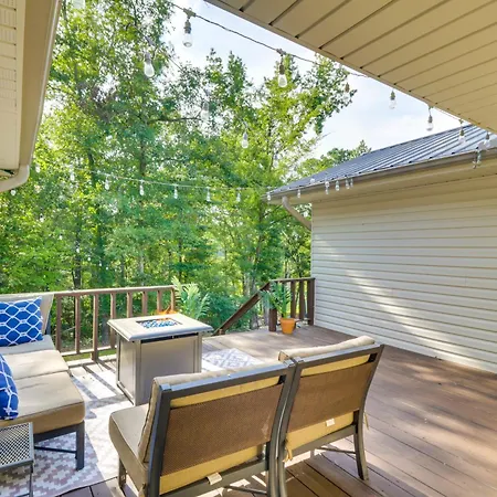 Waterfront Greers Ferry Lake Vacation Rental!-3