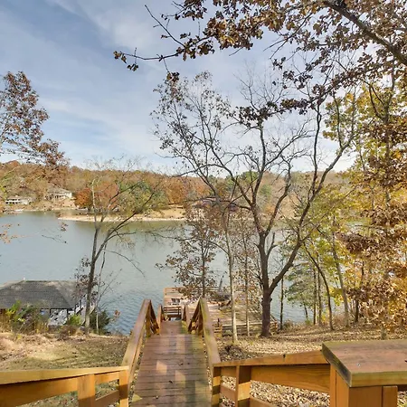 Bella Vista Lakehouse W/ Hill Tram, Deck & Views!-2