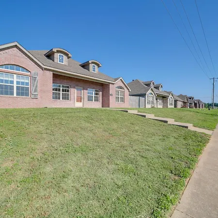 Central Bentonville Home With Fenced Yard!-3