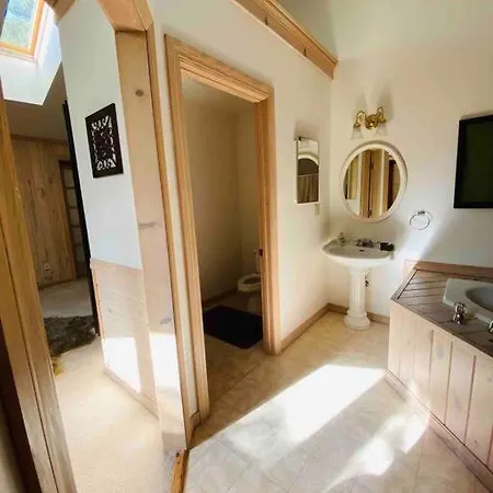 The Luxury Suite At Bear Mountain-3