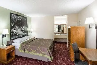 Super 8 By Wyndham Hope-3