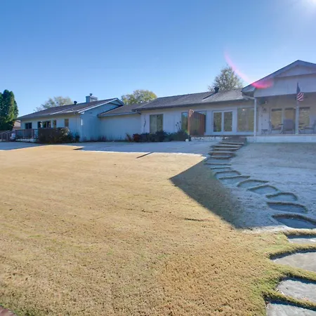 Lake Balboa Access: Home W/ Dock & Yard-3