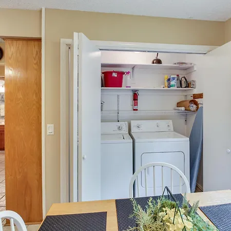 Hot Springs Townhome With Golf Course Views!-3