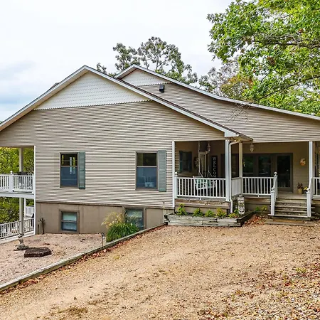 Waterfront Beaver Lake House W/ Deck & Fire Pit!-2