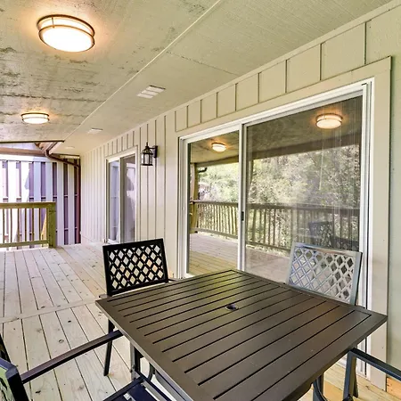 Serene Bella Vista Getaway Near Trails!-3
