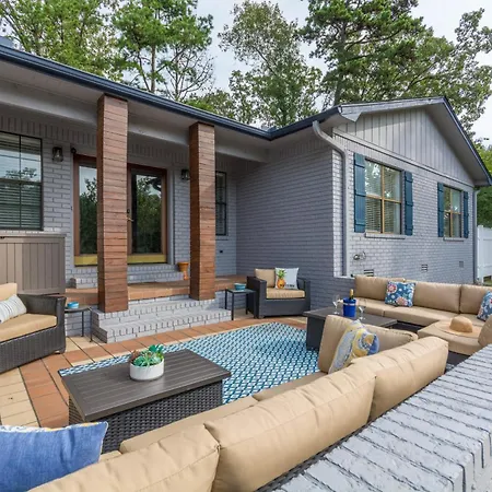 Lake Views, Boat Dock, Patio, Game Room, Fire Pit!-3