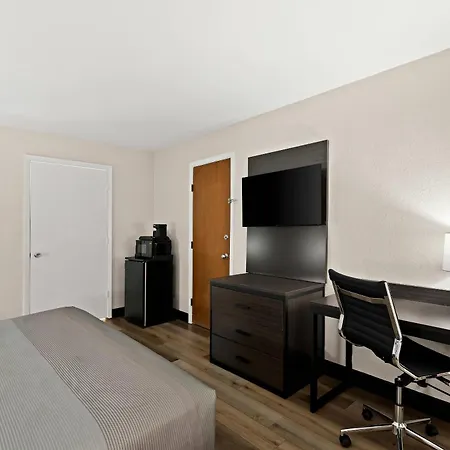 Quality Inn & Suites Dumas-2