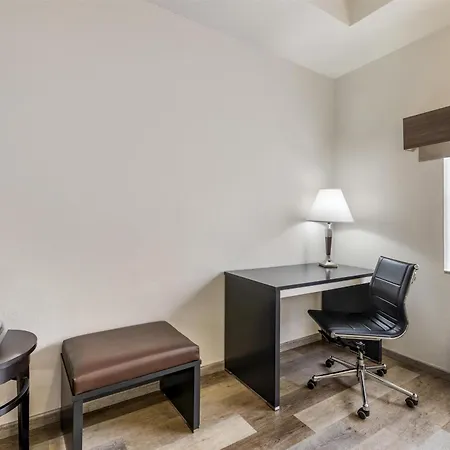 Best Western Plus Jfk Inn & Suites-3