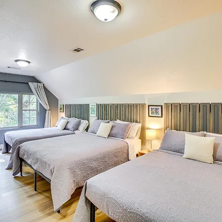 < 5 Mi To Lake Desoto: Grand Hot Springs Home-2