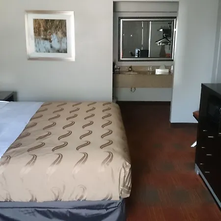 Quality Inn And Suites-2