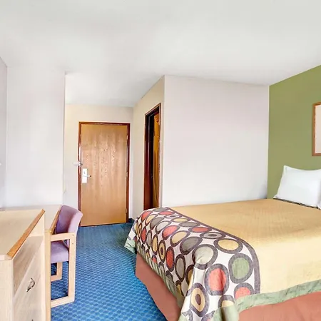 Super 8 By Wyndham West Memphis-2