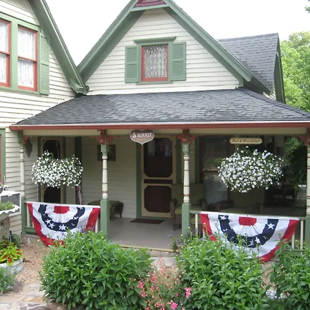 Heart Of The Hills Inn-2