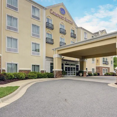 Comfort Suites Near Hot Springs Park-2