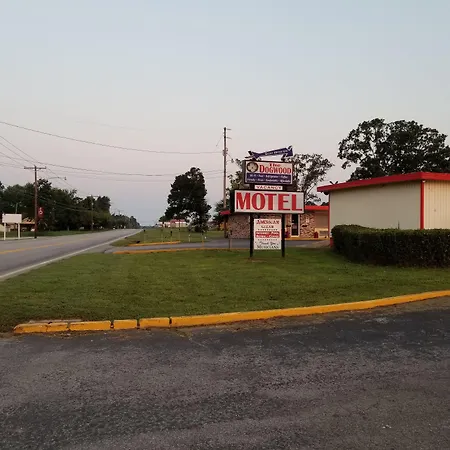 Dogwood Motel-3