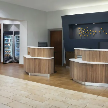 Courtyard By Marriott Little Rock Downtown-2