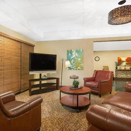 Baymont By Wyndham Fayetteville-3